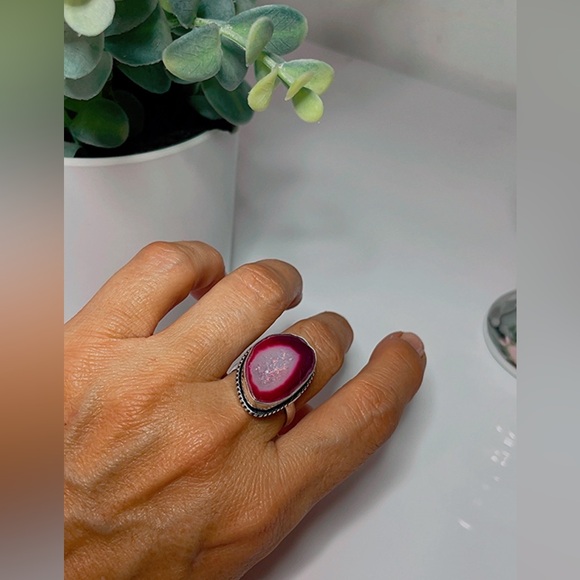 925 Sterling Silver Plated Pink gem women’s ring. SIZE 10 - Picture 11 of 17